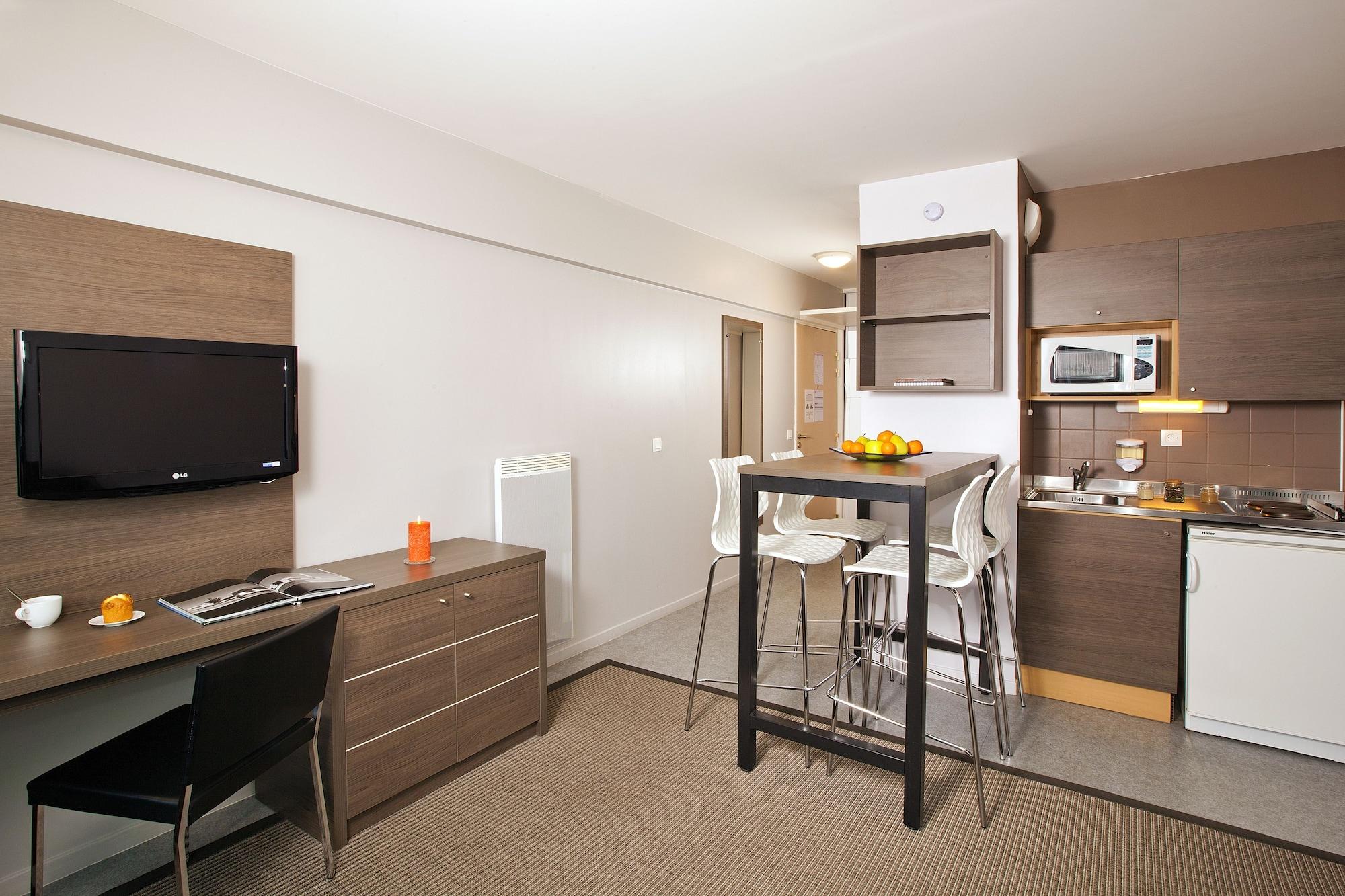 Sejours & Affaires Lille Europe Aparthotel Exterior photo