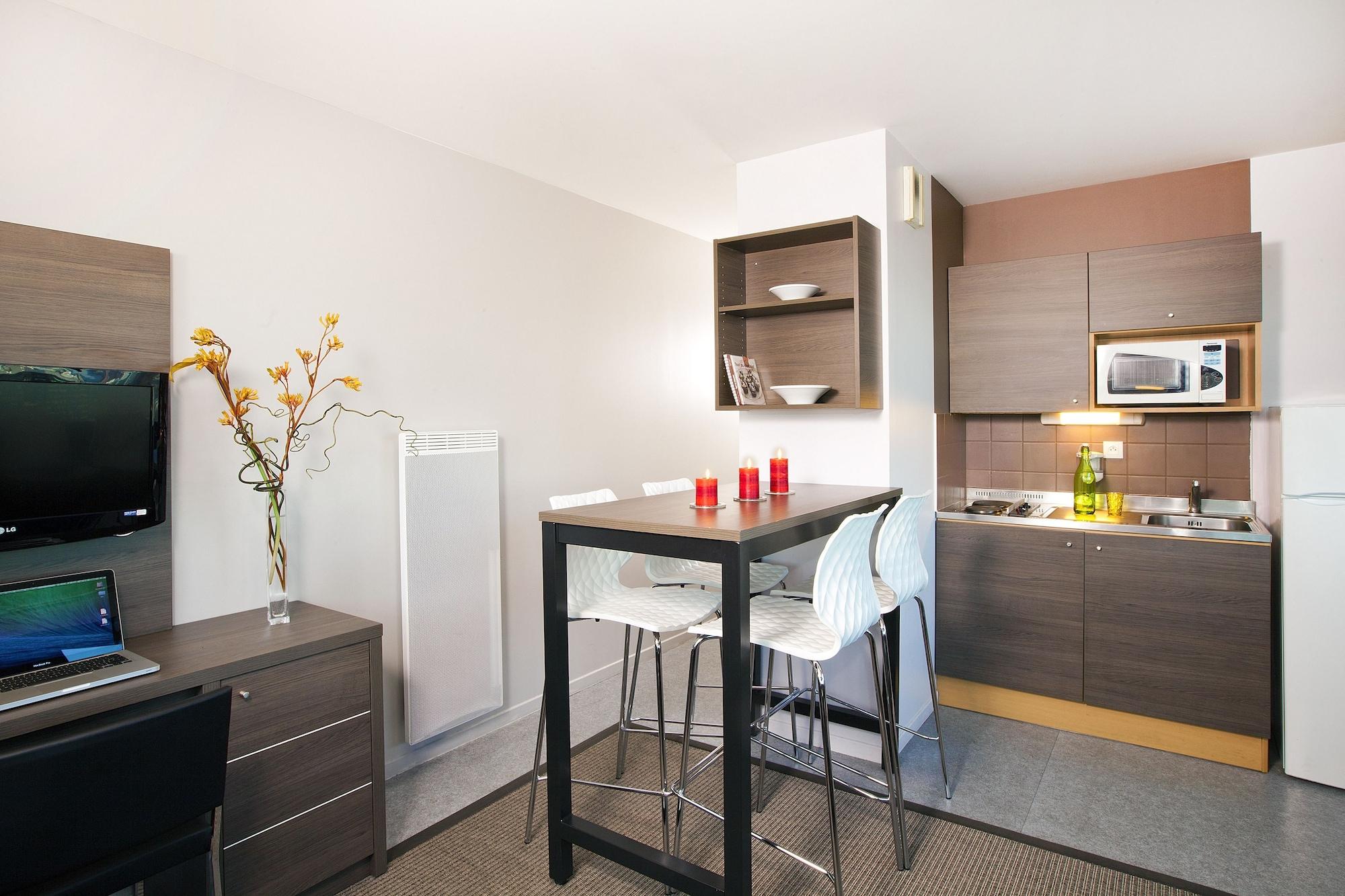 Sejours & Affaires Lille Europe Aparthotel Exterior photo