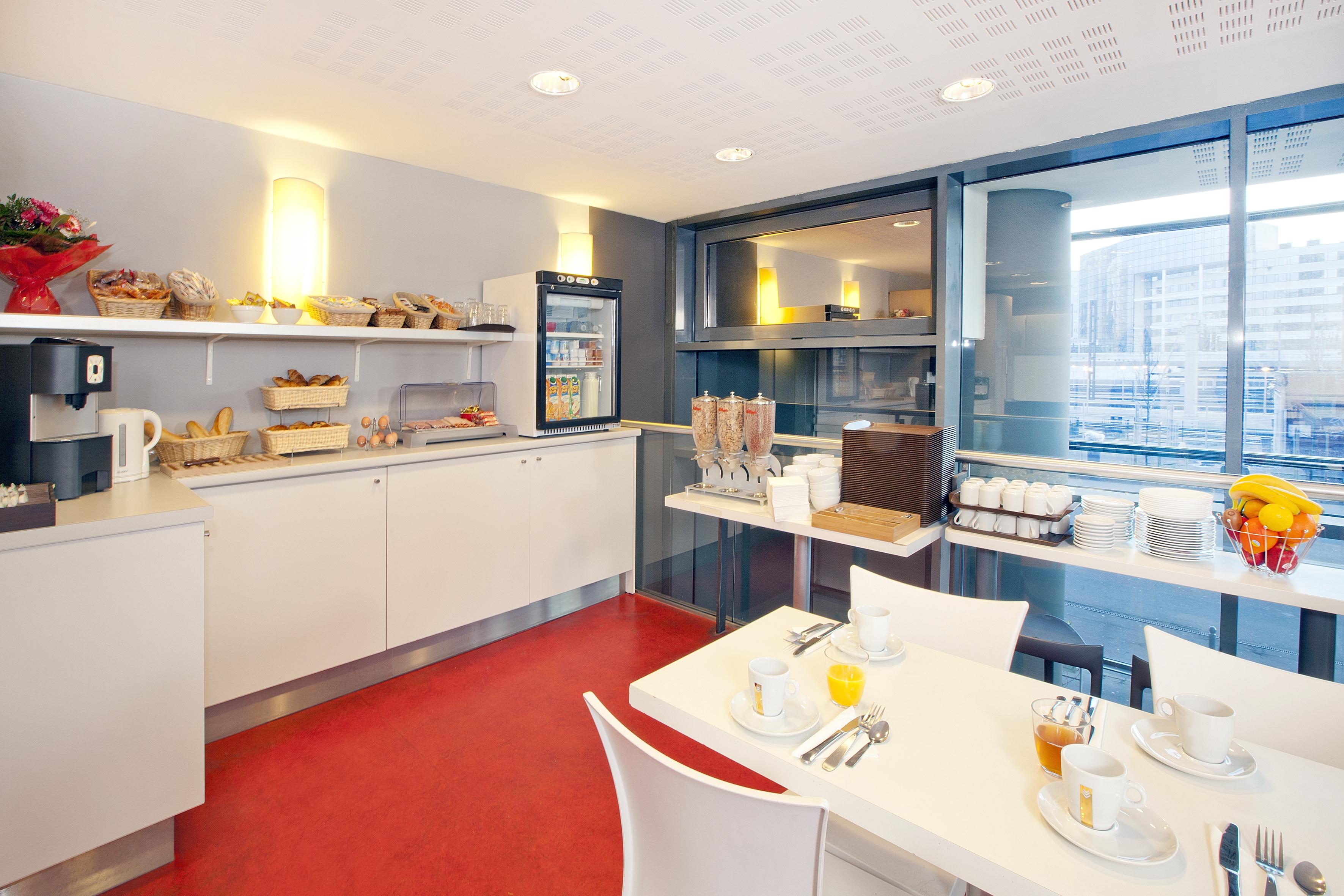 Sejours & Affaires Lille Europe Aparthotel Exterior photo
